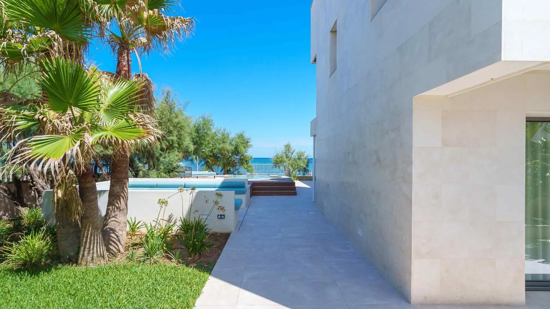 Beach Nest Villa Son Serra de Marina